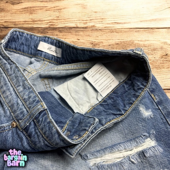 !!SALE! KanCan Women’s Button Distressed High Rise Cut-Off Denim Jean Shorts (7) - Picture 2 of 4